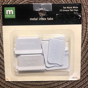 Making Memories White Baby Metal Index Tabs